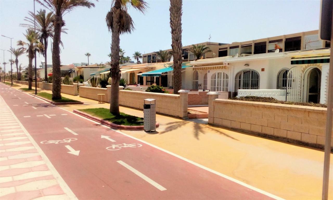 Estudio Frente Al Mar Roquetas de Mar Kültér fotó